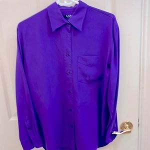Lauren 100% silk blouse size medium.